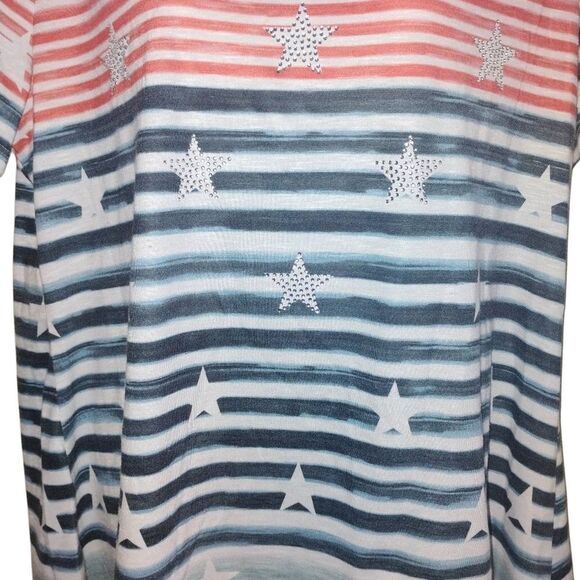 Thomas & Olivia Red and Blue Boxy Relaxed T-Shirt - Picture 6 of 11